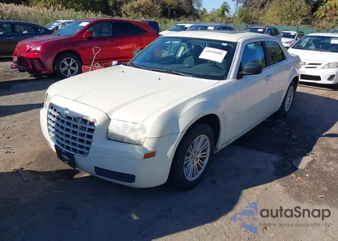 2009 Chrysler 300 Lx z USA, uszkodzony, nr VIN 2C3KA43D89H543976